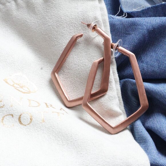 Kendra Scott | Lonnie | Rose Gold Hoop Earrings - Picture 3 of 3